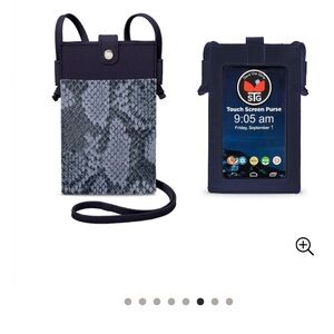 Save The Girls ‘The Sweet Savage’ Touch Screen Purse in ‘Blue Snake’